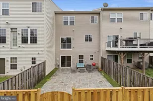 10215 Fountain Cir, Manassas, VA 20110 - Photo 20
