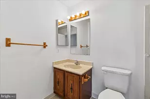 8746 Country Ln, Manassas, VA 20110 - Photo 28