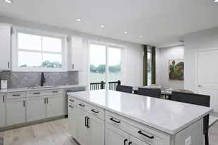 9615 Grant Ave, Manassas, VA 20110 - Photo 6