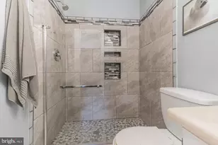 9066 Reynolds Pl, Manassas, VA 20110 - Photo 6