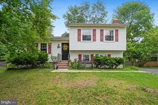 9203 Landgreen St, Manassas, VA 20110 - Photo 1