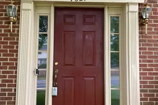 9621 Bainbridge Ct, Manassas, VA 20110 - Photo 2