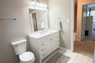 8580 King Carter St, Manassas, VA 20110 - Photo 22
