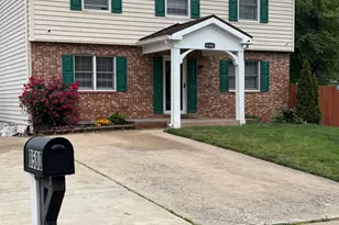 8580 King Carter St, Manassas, VA 20110 - Photo 2