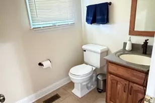 8580 King Carter St, Manassas, VA 20110 - Photo 14