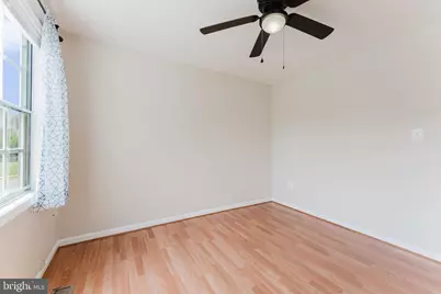 8696 Carlton Drive, Manassas, VA 20110 - Photo 8