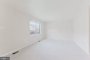 8696 Carlton Dr, Manassas, VA 20110 - Photo 16