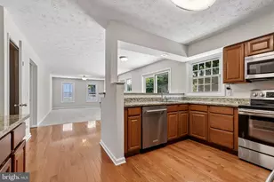10409 Sorrell Dr, Manassas, VA 20110 - Photo 8