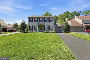 10275 Racquet Cir, Manassas, VA 20110 - Photo 1