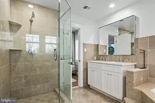 9016 Grant Ave, Manassas, VA 20110 - Photo 34