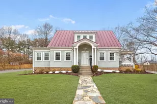 9016 Grant Ave, Manassas, VA 20110 - Photo 1