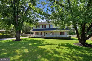 8905 Tudor Ln, Manassas, VA 20110 - Photo 4