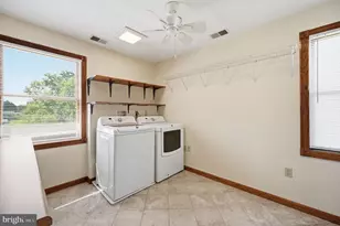 8905 Tudor Ln, Manassas, VA 20110 - Photo 28