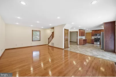 8905 Tudor Lane, Manassas, VA 20110 - Photo 10