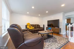 8449 Georgian Ct, Manassas, VA 20110 - Photo 4