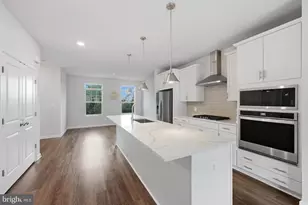 9309 Barnes Loop, Manassas, VA 20110 - Photo 6