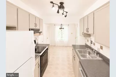 9553 Battery Heights Boulevard #202, Manassas, VA 20110 - Photo 10