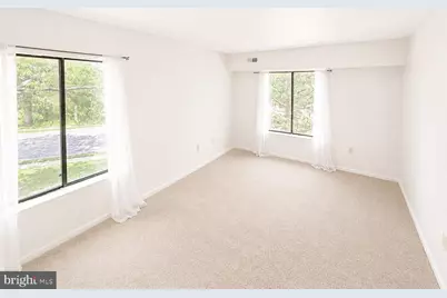 9553 Battery Heights Boulevard #202, Manassas, VA 20110 - Photo 8