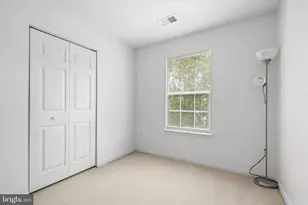 10278 Butternut Cir, Manassas, VA 20110 - Photo 24