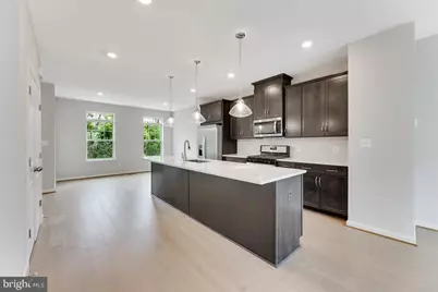9333 Barnes Loop, Manassas, VA 20110 - Photo 6