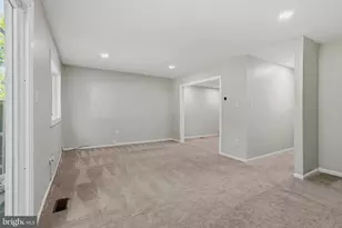 9198 Laurelwood Ct, Manassas, VA 20110 - Photo 16