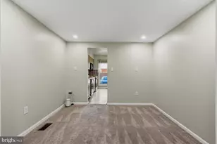 9198 Laurelwood Ct, Manassas, VA 20110 - Photo 10