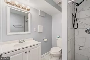 9198 Laurelwood Ct, Manassas, VA 20110 - Photo 32