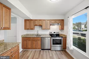 9015 Tyler Ct, Manassas, VA 20110 - Photo 6