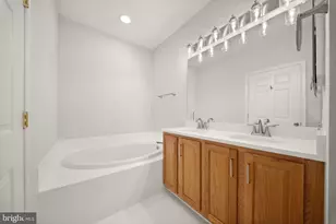 8297 Gaither St, Manassas, VA 20110 - Photo 22