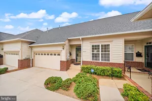 8297 Gaither St, Manassas, VA 20110 - Photo 2