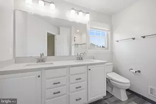 9316 Waterford Dr, Manassas, VA 20110 - Photo 16