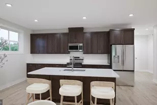 9724 Main St, Manassas, VA 20110 - Photo 2