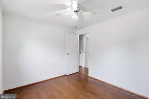 10221 Foxborough Ct, Manassas, VA 20110 - Photo 28