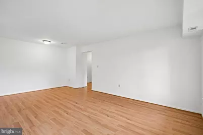 8374 Buttress Lane #103, Manassas, VA 20110 - Photo 6