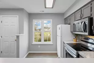 9422 Scarlet Oak Dr, Manassas, VA 20110 - Photo 6
