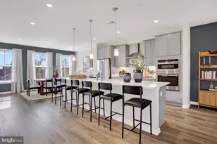 9660 Swallowtail Ln, Manassas, VA 20110 - Photo 6