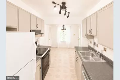 9553 Battery Heights Boulevard #202, Manassas, VA 20110 - Photo 10