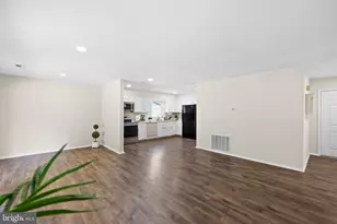9254 Garnet Ct, Manassas, VA 20110 - Photo 6