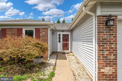 9254 Garnet Court, Manassas, VA 20110 - Photo 2