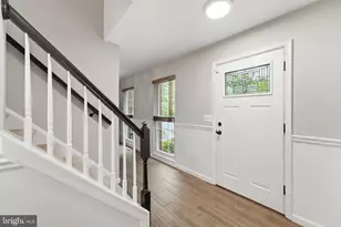 9603 Peony Ct, Manassas, VA 20110 - Photo 6
