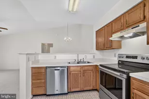 9410 Scarlet Oak Dr, Manassas, VA 20110 - Photo 14