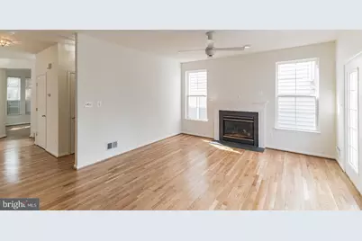 8218 Warfield Street, Manassas, VA 20110 - Photo 10