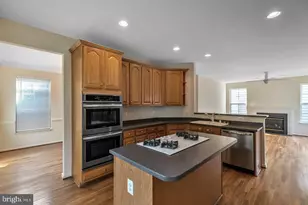 8218 Warfield St, Manassas, VA 20110 - Photo 16