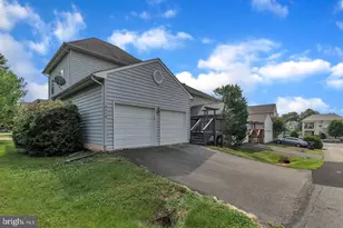8218 Warfield St, Manassas, VA 20110 - Photo 6