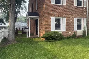 9233 Byrd Dr, Manassas, VA 20110 - Photo 4