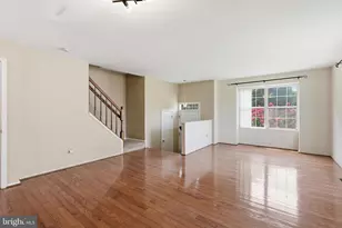 8731 Deblanc Pl, Manassas, VA 20110 - Photo 4