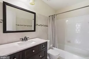 8731 Deblanc Pl, Manassas, VA 20110 - Photo 24