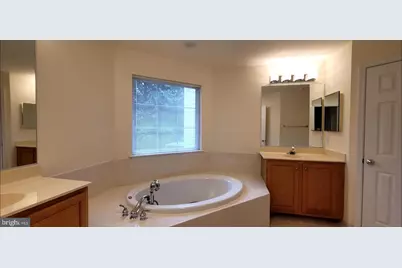 9492 Bankhead Drive, Manassas, VA 20110 - Photo 12