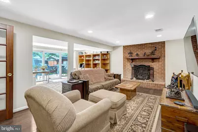 9231 N Landgreen Street, Manassas, VA 20110 - Photo 14