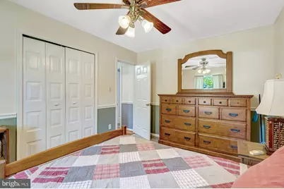 9231 N Landgreen Street, Manassas, VA 20110 - Photo 8